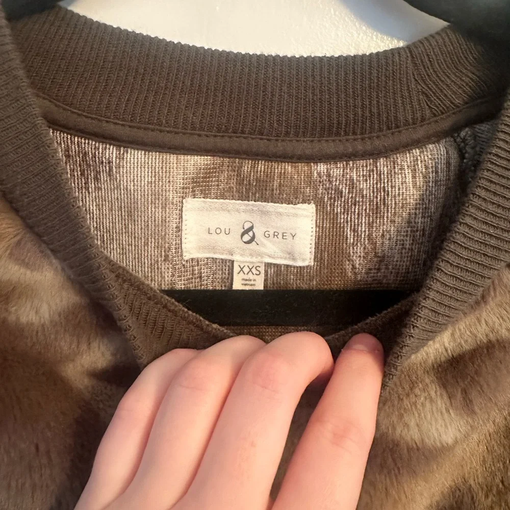 Lou & Grey Camouflage Print Sweatshirt